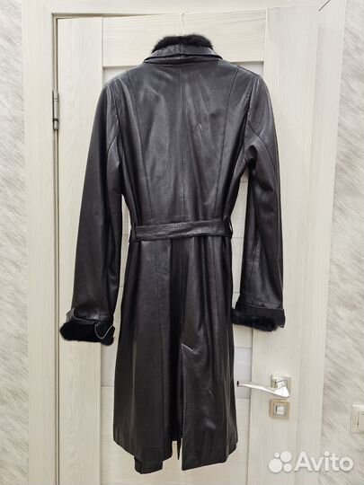 Пальто кожаное женское 44 46