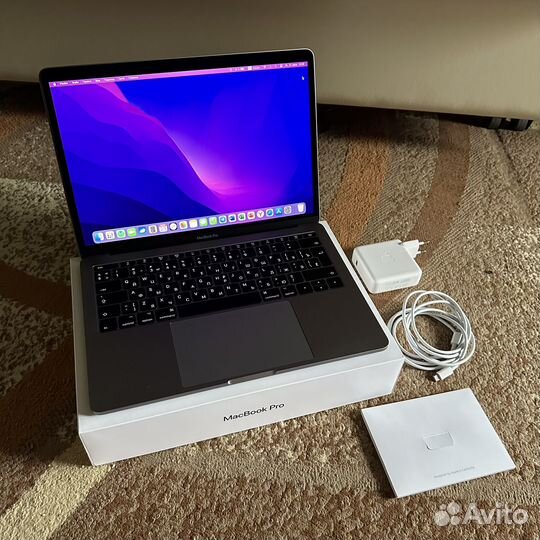 Apple MacBook Pro 13 2017 (Core i7/16GB)