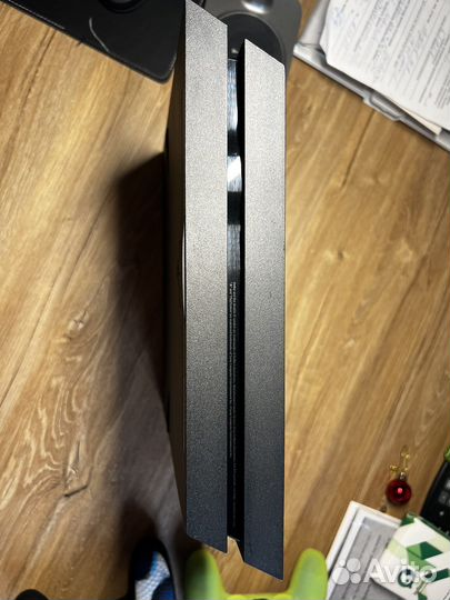 Sony PS4 + 2 геймпада + 2 чехла на геймпады