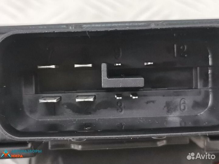 Преобразователь напряжения Volkswagen Jetta 5 2011