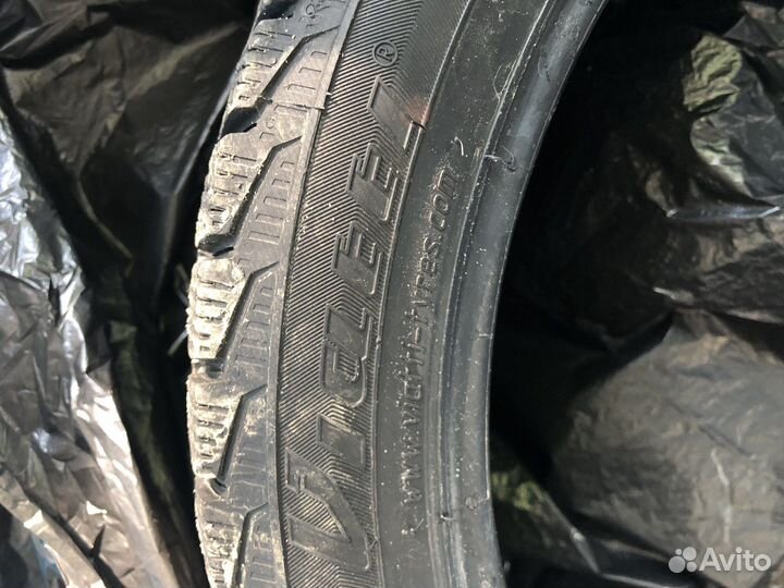 Viatti Brina V-521 235/40 R18 55