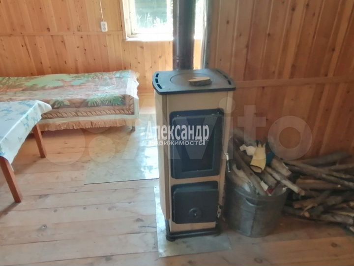 Дом 65 м² на участке 7 сот.