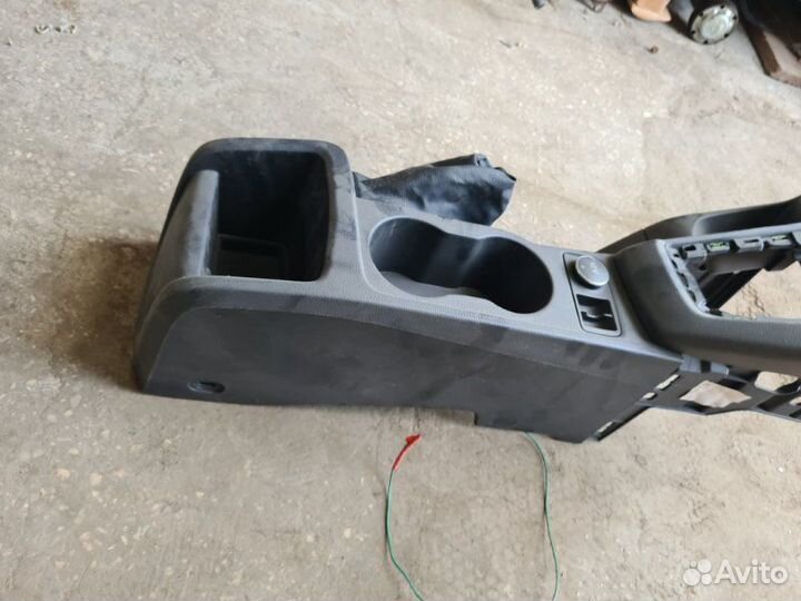 Консоль центральная Ford Focus 3 1.6 2013