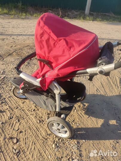 Прогулочная коляска