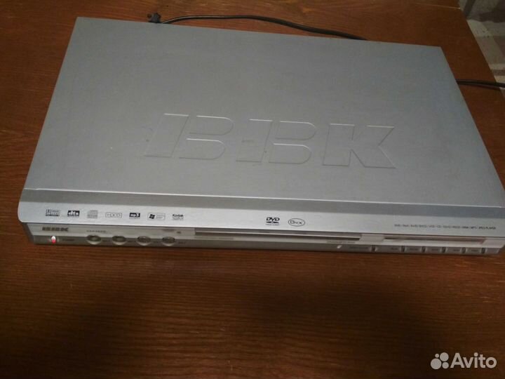 DVD плеер BBK 965S