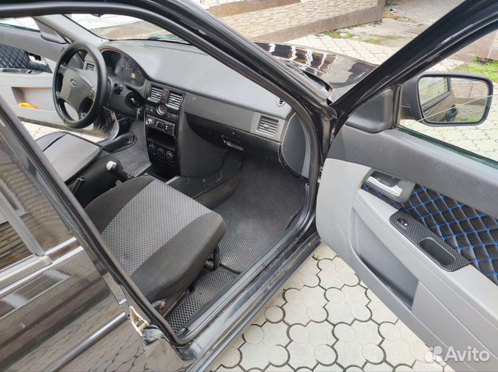 LADA Priora 1.6 МТ, 2008, 250 423 км
