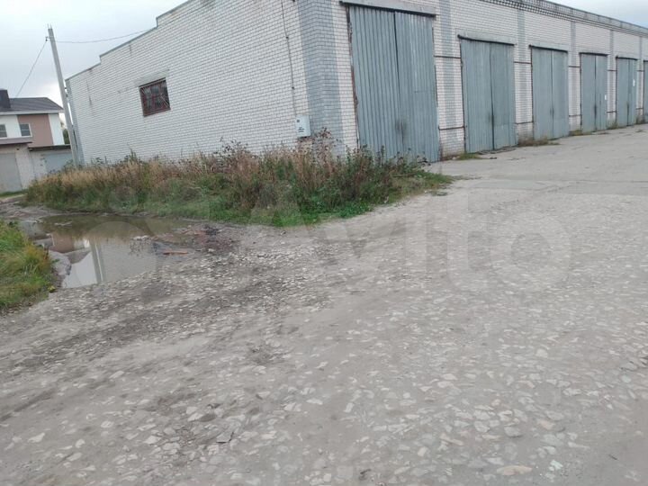 Гараж, > 30 м²