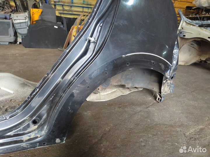 Крыло заднее левое Renault Sandero 1.6