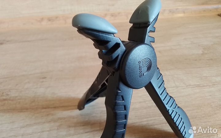 Подставка под голову грифа гитары