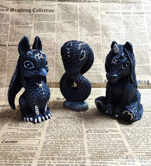 Фигурки, статуэтки: Дракон, Цербер, Гарпия