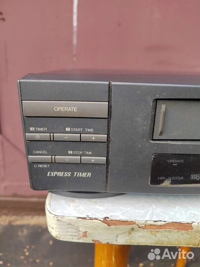 Видеомагнитофон jvc