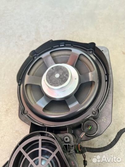 Динамик Harman/Kardon передний правый