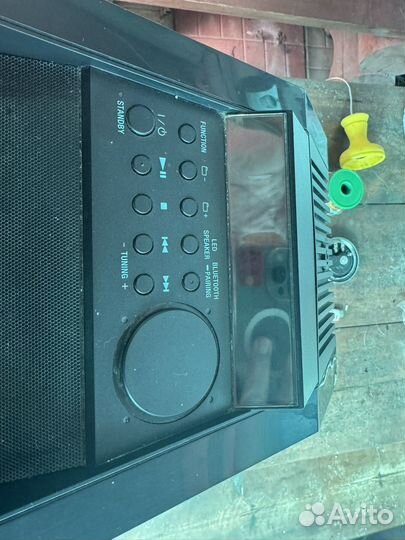 Портативная акустическая система Sony GTK-N1BT