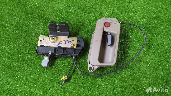 Замок багажника Volvo Xc90