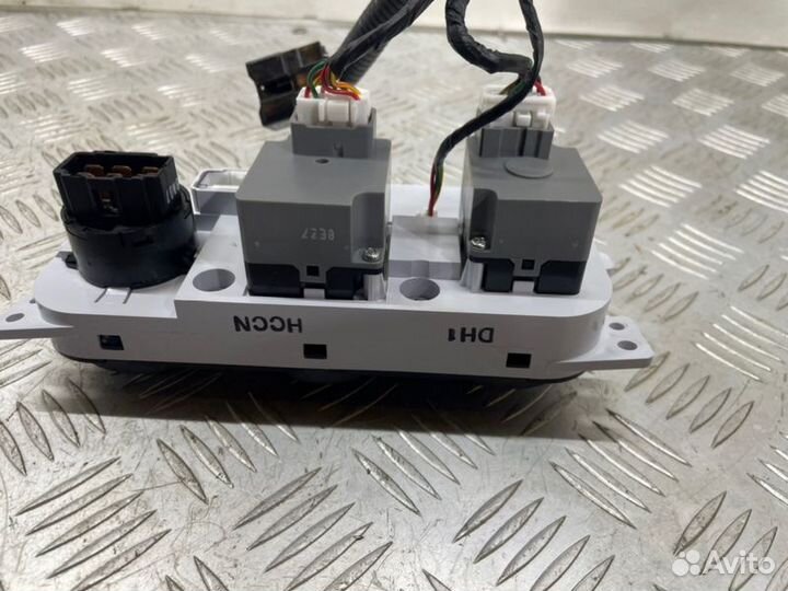 Блок управления климат-контролем Kia Spectra