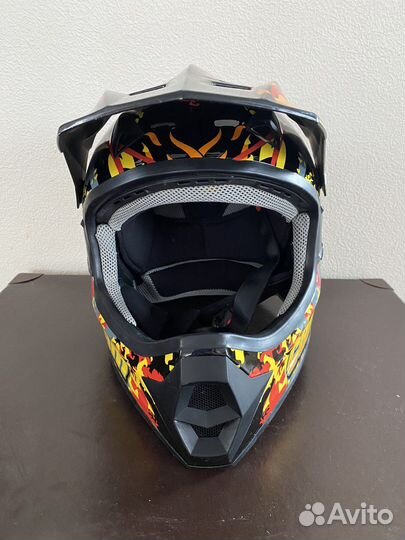 Мотошлем размер L