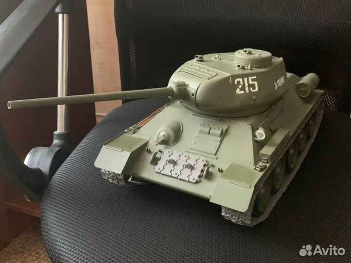 Модель танка Soviet T-34/85