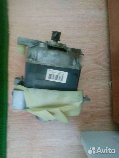 Двигаткль стиральной машины б, у