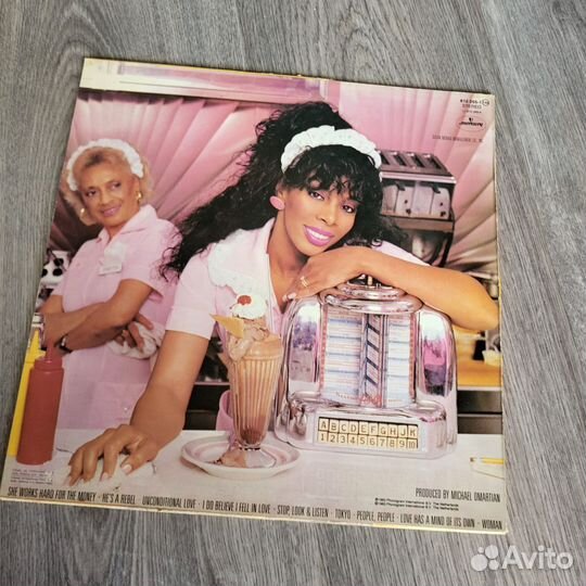 Винил Donna Summer – She Works Hard For The Money