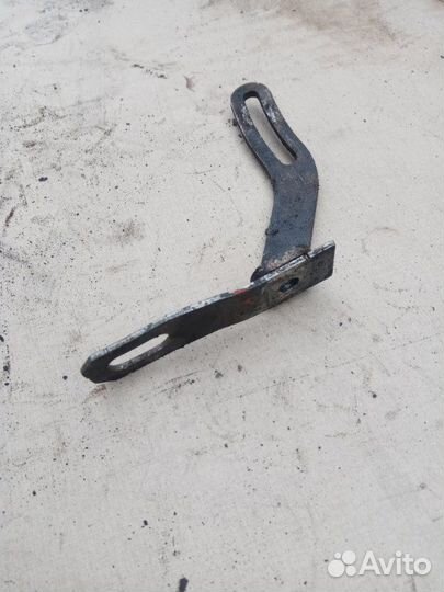 Натяжитель генератора Daewoo Nexia 100 F16D3 2008