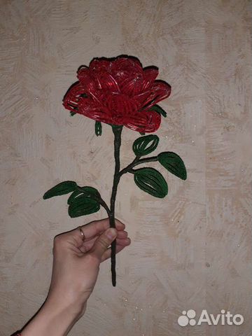 Роза из бисеря