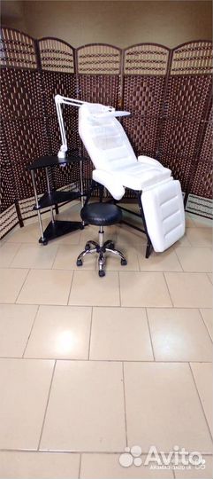 Косметологическое кресло
