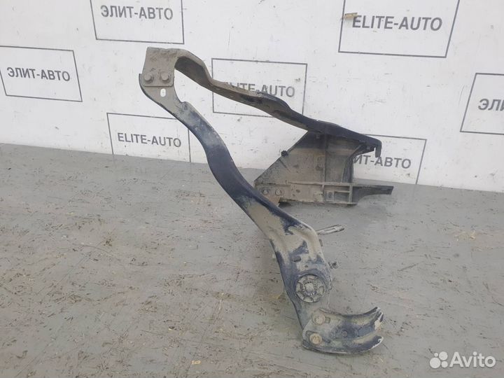 Кронштейн фары правый суппорт Mercedes W212 E