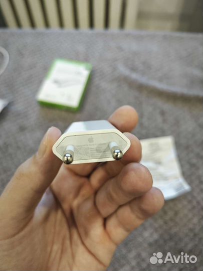 Зарядка на iPhone