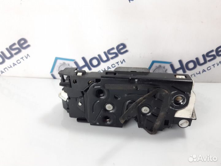 Замок двери задний левый Volkswagen Tiguan 2.0TDI