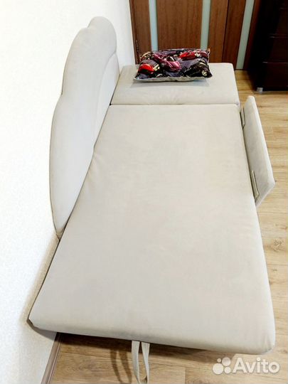 Продаю диван бу