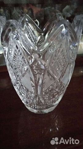 Хрустальная ваза