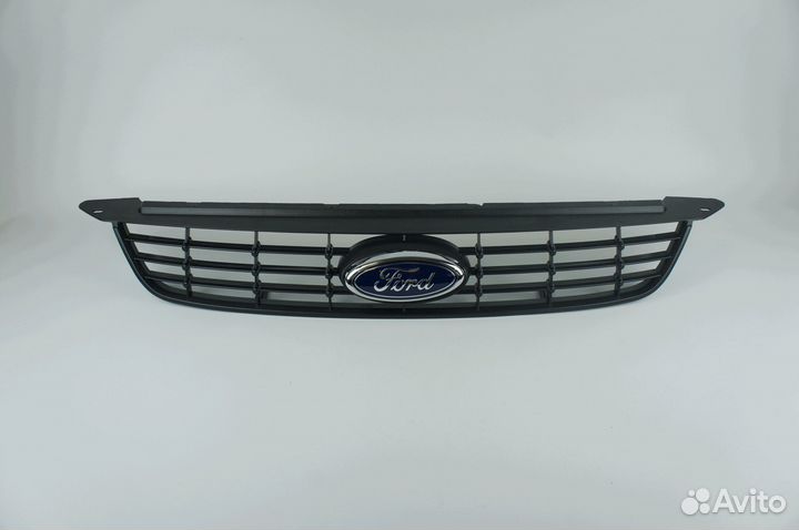 Решетка радиатора Ford Focus 2