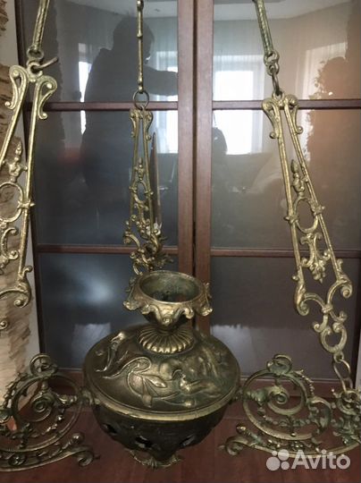 Бронзовая люстра