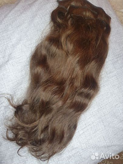 Натуральные волосы на заколках