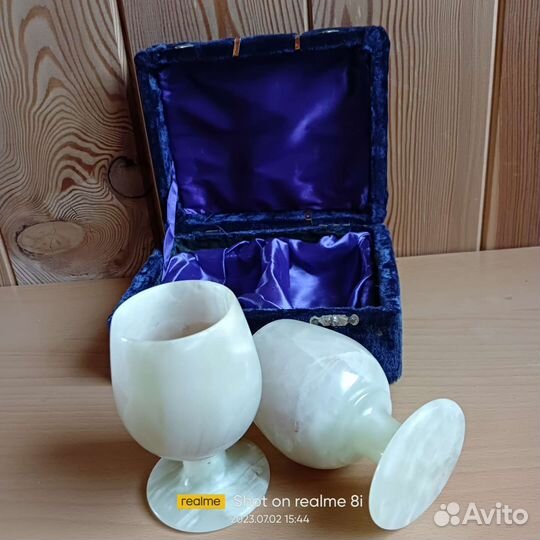 Рюмка нефритовая