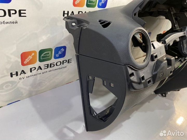 Торпедо Renault Duster HSA K4M 2012