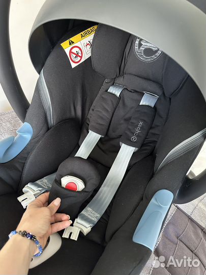 Cybex Автокресло Aton M i-Size 2022 Deep Black
