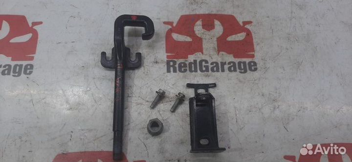 Крюк буксировочный передний правый Jeep Grand