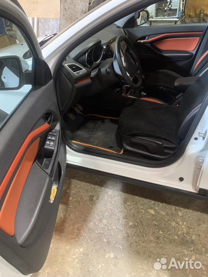 LADA Vesta Cross 1.8 МТ, 2017, 65 000 км