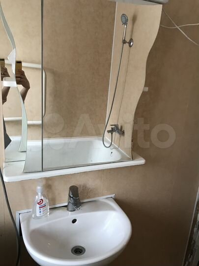 Комната 21 м² в 3-к., 3/6 эт.