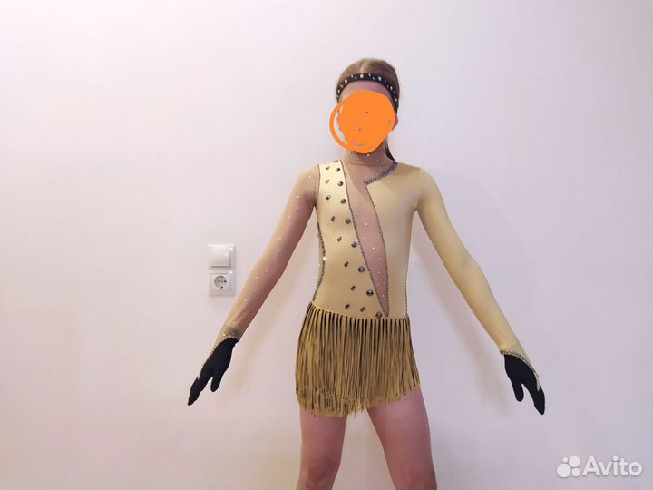 Платье для фигурного катания 134-140см