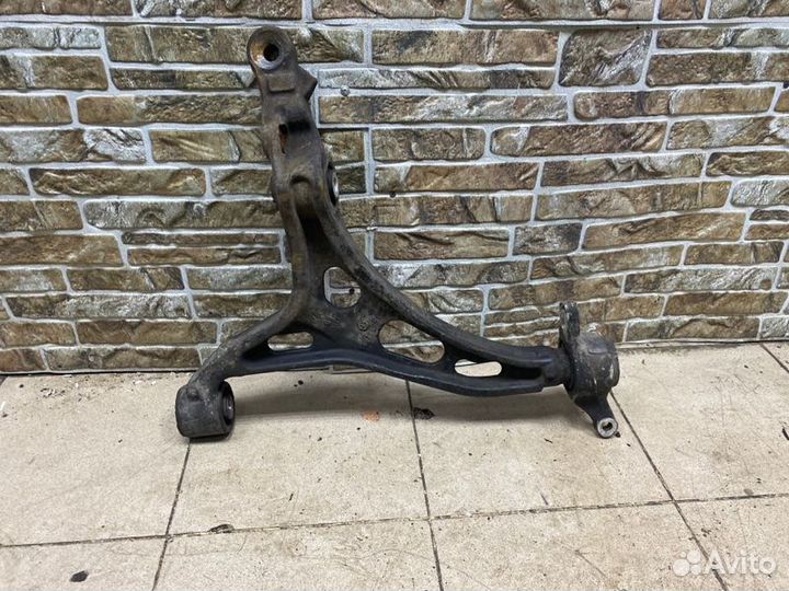 Рычаг подвески нижний передний левый Jeep Grand