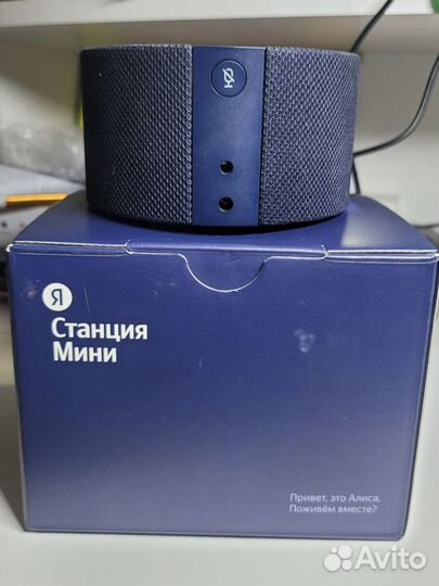 Умная колонка с алисой