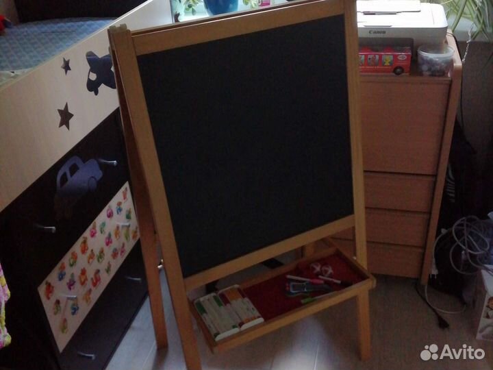 Детская кровать со столом