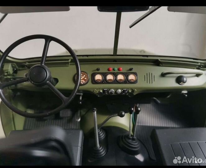 УАЗ 469модель 1:8