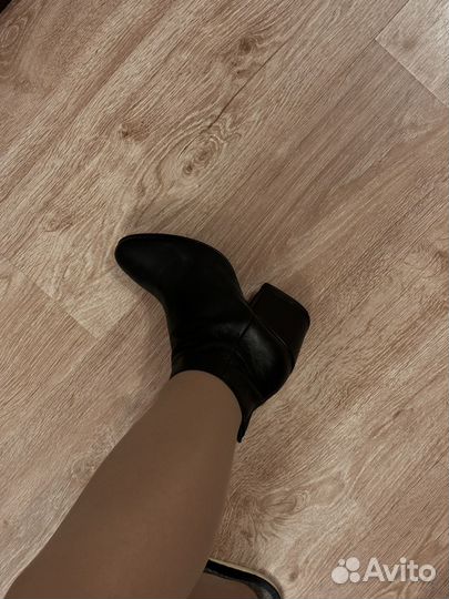 Ботильоны кожанные 37