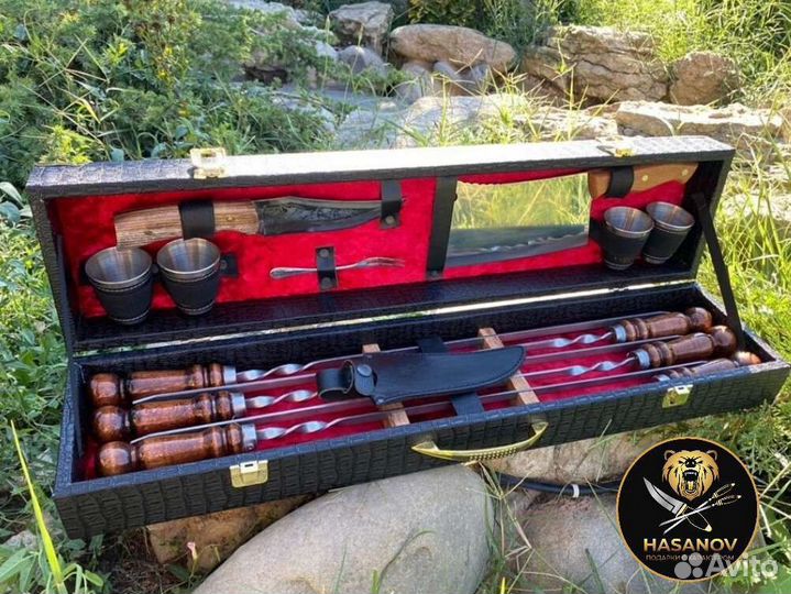 Подарочный шашлычный набор для пикника