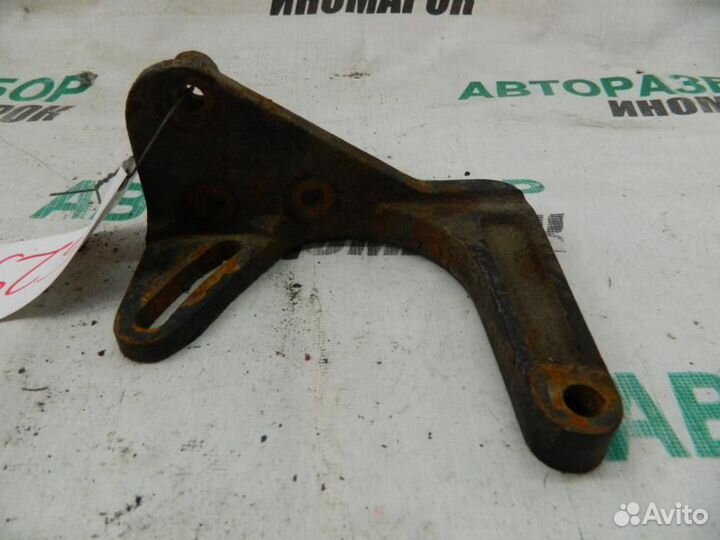 Кронштейн гидроусилителя для Hyundai Tiburon 1996