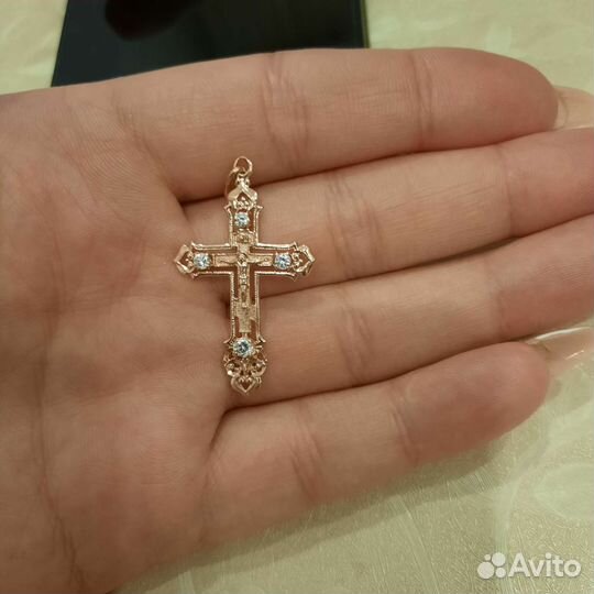 Золотая подвеска 585