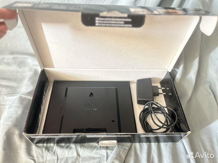 Цифровая фоторамка Sony DPF-C800